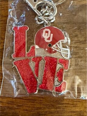 Oklahoma Sooners Love Glitter Keychain NCAA Fan Accessory